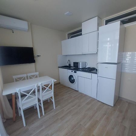 Andrew's Batumi Dual-Room Apartment Exterior photo