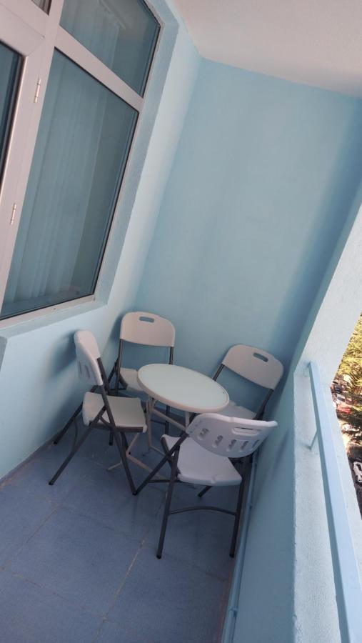 Andrew's Batumi Dual-Room Apartment Exterior photo